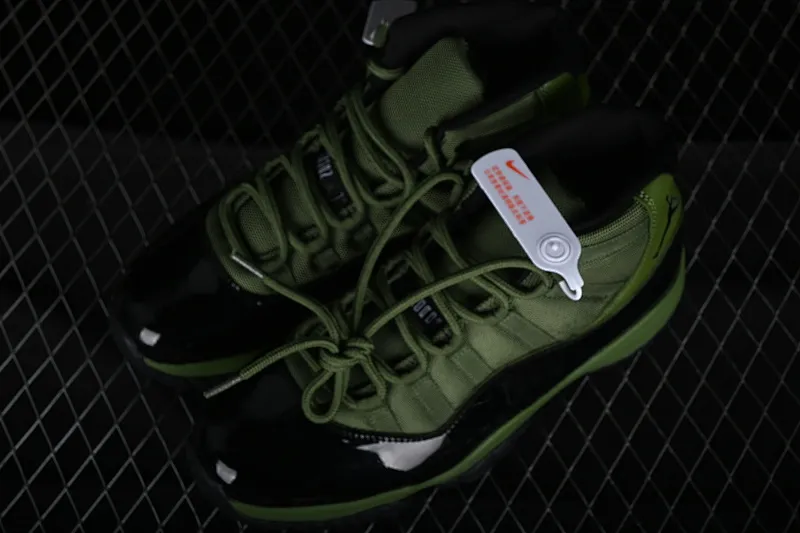 All categories Air Jordan Jordan series basketball shoes Air Jordan 11 Air Jordan 11 Retro AJ11 Joe 11 black and green high-top basketball shoes CT8012-300